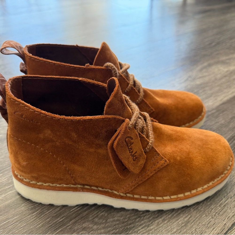 Clarks mens Solsbury Desert Boot US8